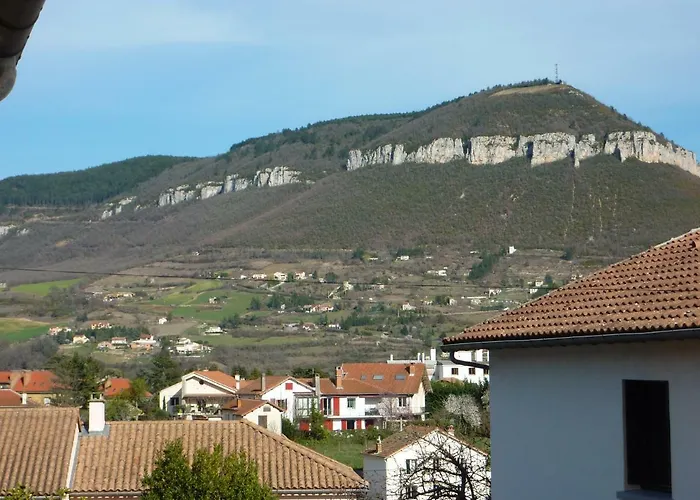 Le Cerisier Дом отдыха Мийо